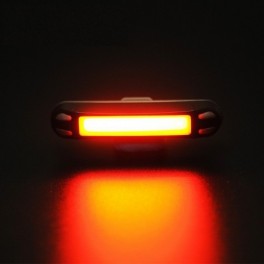 USB-ről tölthető hátsó kerékpár lámpa