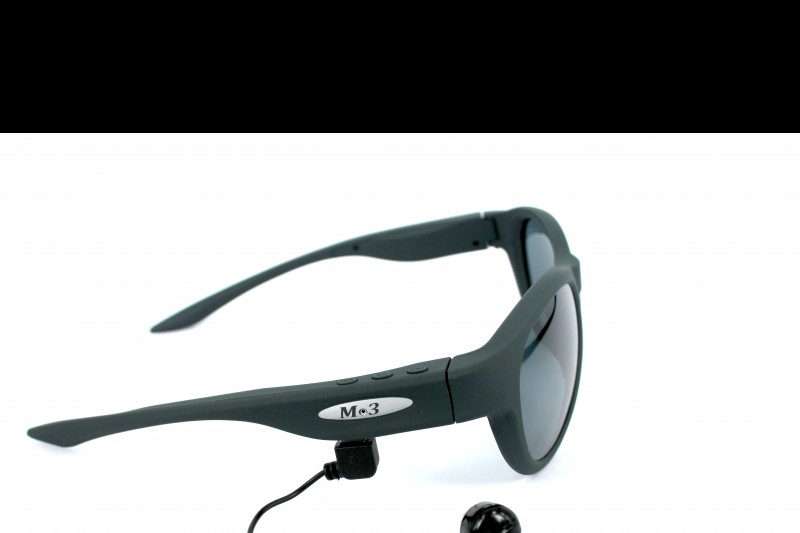 Bluetooth napszemüveg hangvezérléssel