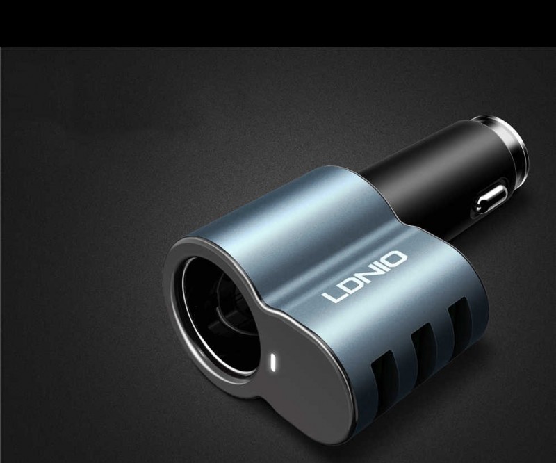 LDNIO CM11 Autós szivargyújtós csatlakozó 3 db USB gyorstöltő porttal