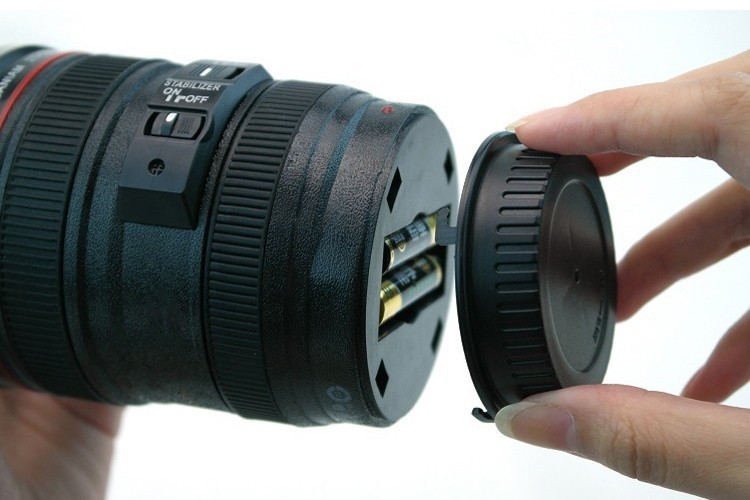 Önkeverős fényképezőgép objektívvel ellátott bögre