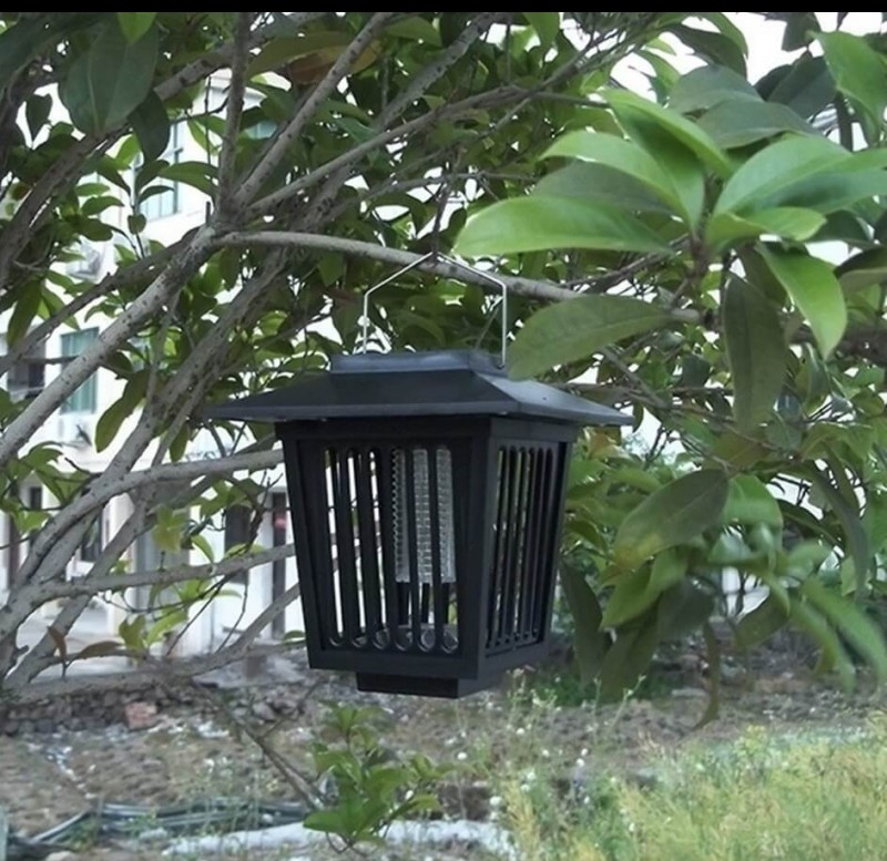 2 az 1-ben napelemes szúnyog- és rovarirtó kerti lámpa