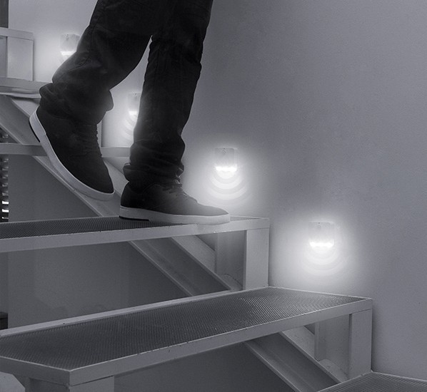 LED világítás mozgásérzékelővel (2 db) -InnovaGoods