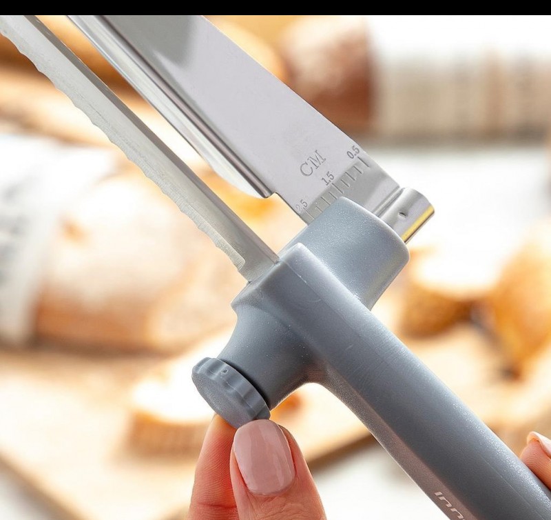 Kenyérszeletelő kés állítható vágásvezetővel (InnovaGoods)