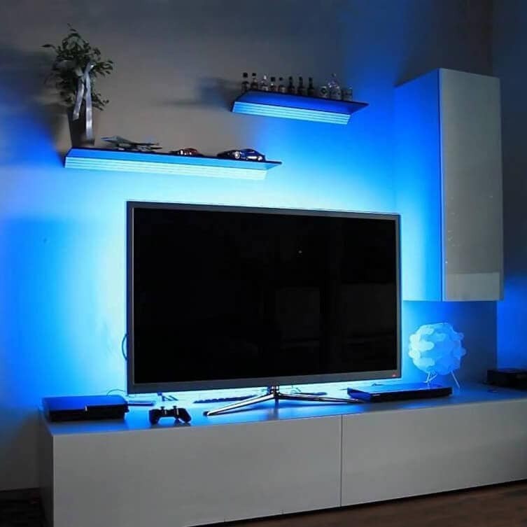 Телевизор без подсветки. Samsung телевизоры led Backlight TV. Диодная подсветка для телевизора. Светодиодная лента на телевизор. Светодиодная лента за телевизором.