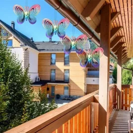   Látványos Pillangó Kerti Dísz Szett (4db) – Dekoratív Kültéri Kiegészítő