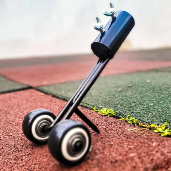 Groover	-	Gyomláló szerszám kerekekkel