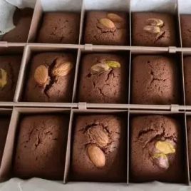 CakeyBakey	-	Tepsi elválasztókkal