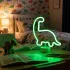 Phenom zöld dinoszaurusz neon LED gyereklámpa, 3 x AA + USB, 25,9 x 8,5 x 24,3 cm