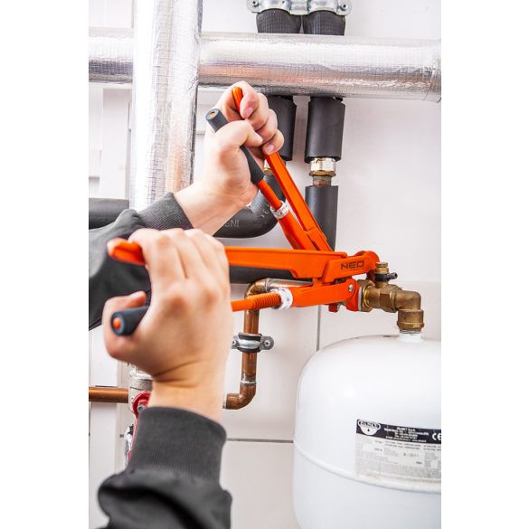 NEO TOOLS Csőfogó 90fok, 1,5" 25 év garanciával 02-131