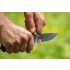 NEO TOOLS Összecsukható Túlélőkés, 22cm, 6 az 1-ben: kés, síp, kovakő, csavarkulcs, szíjvágó, üvegtörő, penge: 9cm 63-107