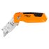 NEO TOOLS Trapézpengés kés, 90 fokban elfordítható fejjel, vágó és kaparó funkció, összecsukható, aluházas, 2db tartalék pengével 63-708
