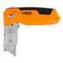 NEO TOOLS Trapézpengés kés, 90 fokban elfordítható fejjel, vágó és kaparó funkció, összecsukható, aluházas, 2db tartalék pengével 63-708