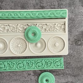   Szilikon forma tortadíszítéshez - Iránytű és domborított oszlop dizájn