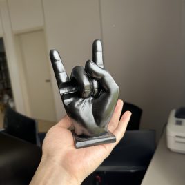 Rock On Gesztus Dísz