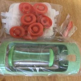   BLILE Kézi Ételadagoló - Könnyen Használható, Elem Nélküli Konyhai Eszköz Gyerekeknek és Fiataloknak - Tökéletes Karácsonyi Ajándék Zöld