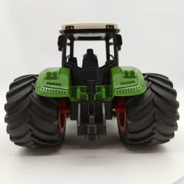 1/24 Méretarányú Vasatagkerekű Játék Traktor