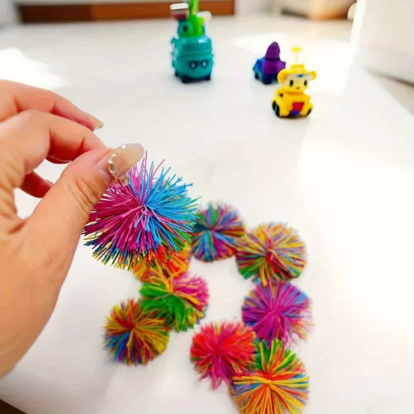7 db-os Cottibe szenzoros játék szett - kush labda, pattanó labda és squishy labda