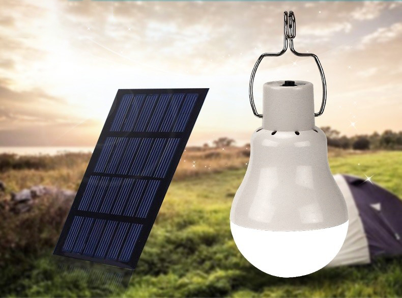 Hordozható napelemes LED villanykörte 15w 130 LM